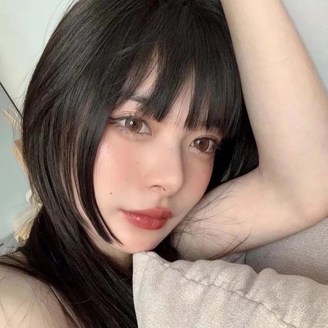 黑色池塘 封面